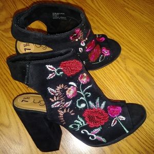 Women's Sugar Shoes Size 7.5